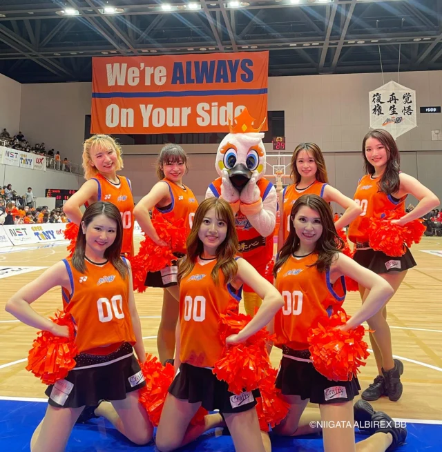 🏀

2024-25 season
第30節
vs岐阜
アルファスグループサンクスデー
GAME ２
【ホーム最終戦】

本日も最後まで熱いブーストを
ありがとうございました🔥
We 're Always 
On Your Side.

プレイオフ🏀
パブリックビューイング等については
アルビレックスBBのHPを
こまめにチェックお願いします。
まだまだこの先も闘い抜けましょう🔥

#2024-2025シーズン
#Bリーグ
#albirexbb 
#アルード
#bリーグ 
#bリーグチア 
#jリーグチア 
#albirexcheerleaders 
#アルビチア