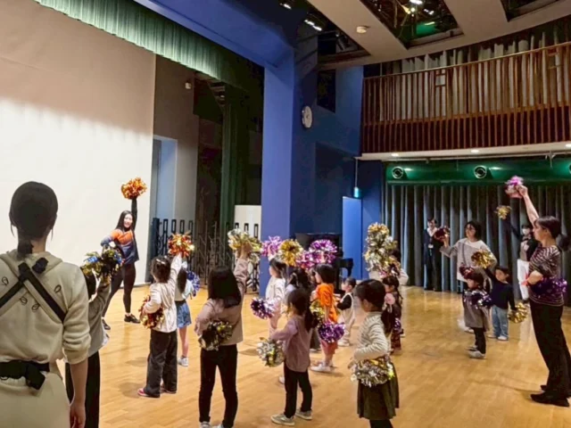 ⭐️

本日のこども創造センター
チアダンス教室は
@albcheer_moka 
@albcheer_ruka 
が担当しました。

たくさんのご参加者
ありがとうございました❗️

次回は5月10日（日）に
開催予定です。
たくさんのご参加をお待ちしています😊

#こども創造センター 
#albirexcheerleaders 
#アルビ