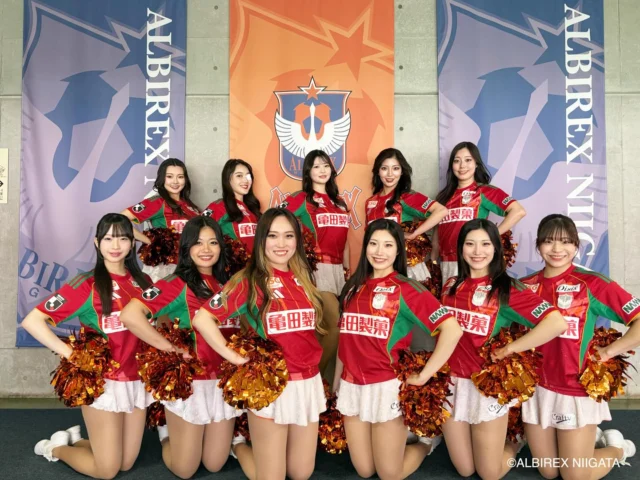 ⚽️
WIN!
2-1

明治安田J2・J3百年構想リーグ　
WEST-Aグループ　
第14節vs 讃岐
DAMZサンクスデー

本日も熱い熱い応援を
ありがとうございました🔥

次回ホームゲームは
5月6日（水祝）徳島戦
14:00キックオフ
@denka_bigswan_stadium 
でお会いしましょう！

Let's Go! ALBIREX!!

#albirexniigata
#アイシテルニイガタ
#albirexcheerleaders