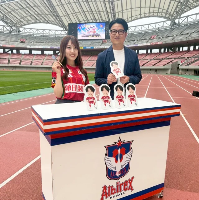 🎤

5月24日（日）に開催された
アルビレックス新潟サンクスフェスタ 2026に
@yuki_tateishi_ さんと
アシスタントMCとして
@albcheer_mio  が出演いたしました。

サポーターの皆さん
クラブ関係者の皆さん
ありがとうございました。

＃アルビレックス新潟
＃アルビレックスチアリーダーズ
#アルビチア