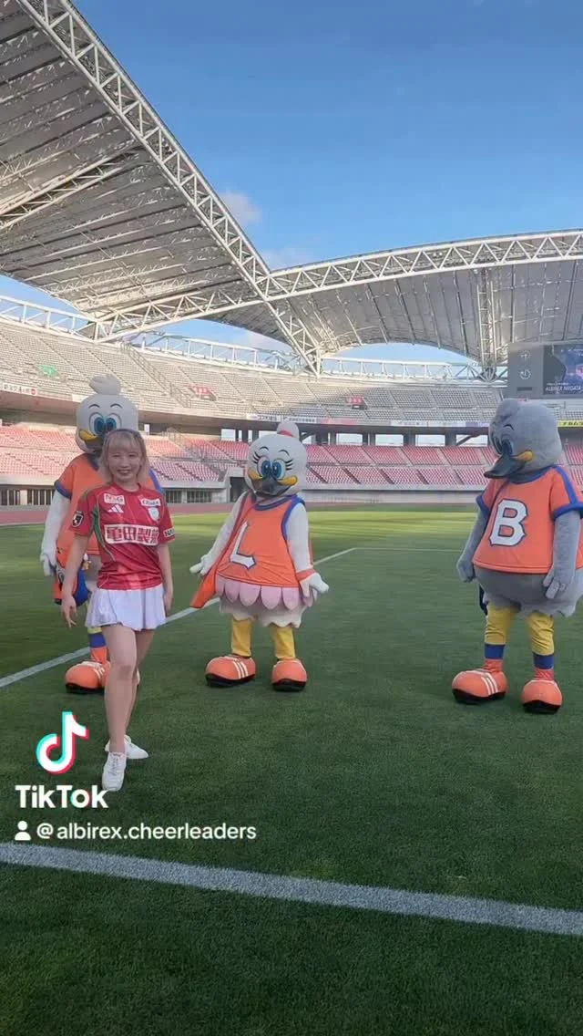 アルビチアのテーマパークダンサーいけまり💃

アーくん
ルーちゃん
ビィくん
ありがとう😊

#albirexcheerleaders 
#アルビチア