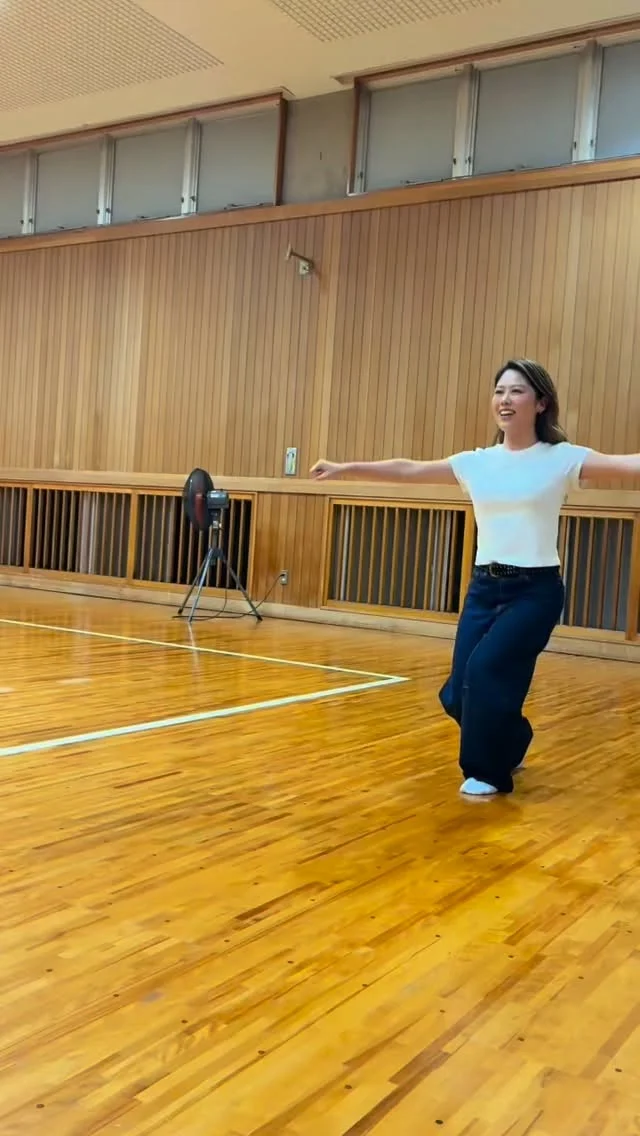 ★
★
★

Jr.cheerleaders
大会選抜メンバー

先日のレッスンにOGが練習に来てくれました✨❤️
ジュニアチア在籍時代、キャプテンとしても、チームを支えて、最後まで頑張り抜いてくれていた、かっこよくてみんなの憧れのメンバーです⭐️⭐️⭐️

サプライズで登場してくれた時は、メンバー全員、びっくりと嬉しさが入れ交じり、大盛り上がりでしたね✨

レッスンでは、「こうやったら安定して回れるよ！」や「もう少しこうしてみたらいいかも！」と、熱量高くたくさんの事をメンバー達に伝えてくれました🔥🔥

こうして応援してくれるOGの皆さんや支えてくれている人がたくさん居てくれるから、今もみんながこの場所で、そして全力でチアダンスを頑張り続ける事が出来ているのだなと改めて実感しました！！！

これからも感謝の気持ちを忘れずに、その感謝を演技に込めて届けていけるように、これからも一本入魂の気持ちを大切に🔥頑張っていきましょう！！！！！！

レッスンに来てくれて、本当にありがとう😭😭⭐️
またいつでも待ってます！！！！！！

さあ！！！まだまだここから！！！
止まっている暇はありません！！！
隣にいる仲間達を信じて、仲間達と踊れる時間を心から楽しんで、
謙虚に！ひたむきに！頑張っていこう🔥🔥🔥

#チアダンス
#og 
#thank you