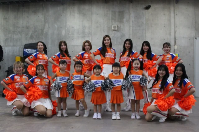 .
.
.
2026.09.19(Sat)

アルビレックス新潟🦢
VS
ジュビロ磐田🎉

先週に引き続き
勝利の女神になることができました👏👑✧˖°.

出演の様子はまた後日アップさせていただきますので
どうぞお楽しみに😆🌸

#アルビレックスチアリーダーズスクール
#アルビレックス新潟 #モンテディオ山形
#新潟 #niigata
.
.
.