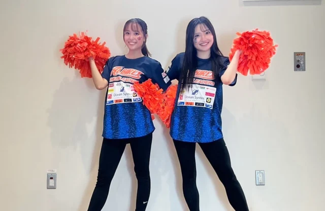 ⭐️

本日の
こども創造センター
チアダンス教室は
@albcheer_miyu 
@albcheer_nanami 
が担当し、
ハロウィンバージョンの
レッスンを楽しみました🎃

たくさんのご参加者
ありがとうございました❗️

次回は11月21日（土）に
開催予定です。
たくさんのご参加をお待ちしています😊

#こども創造センター　様
#albirexcheerleaders 
#アルビチア
