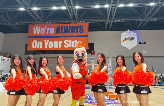 🏀
WIN✨
89-60

りそなグループ 
B.LEAGUE 2026-27 
B. ONE  第5節
vs福井ブルーウィンズ
GAME2

ホーム2連勝✨
本日も熱い熱いブーストを
ありがとうございました🔥

キッズチアにご参加のジュニアチア、
スクール生の元気いっぱいのパフォーマンス✨
ありがとうございました🥰

次回ホームゲームは
10月24日（土）.25日（日）
🆚岩手　14:05TO
来週もアオーレ長岡で
お会いしましょう‼️

＼＼　JUST US！　／／

Let's  Go❗️
ALBIREX BB‼️

#Bリーグ
#albirexbb 
#bチア
#albirexcheerleaders 
#アルビチア