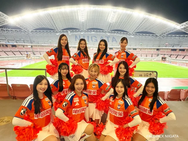 ⚽️
VICTORY!! ✨
2-1✨

2026-27明治安田J2リーグ
第12節
@nsg_group 
NSGグループ50周年記念サンクスデー

vsサガン鳥栖

大雨の中でも
最後まで熱い熱い応援をありがとうございました🔥

Let’s Go❗️
ALBIREX‼️

#albirex #albirexniigata #アルビレックス新潟 #albirexcheerleaders #アルビチア