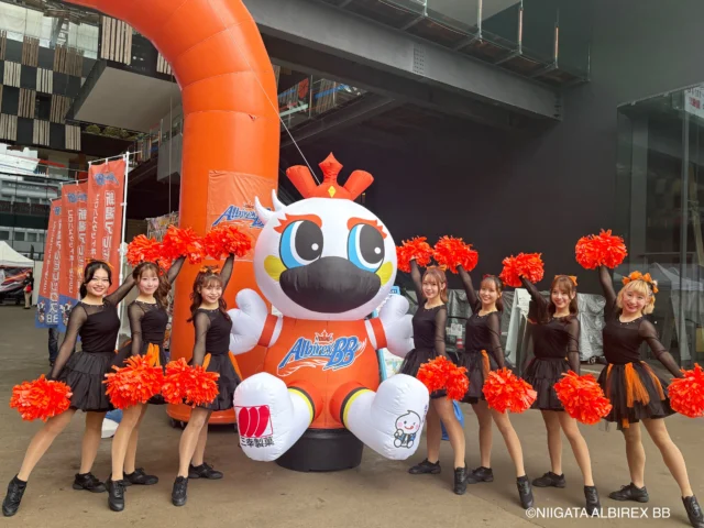 🏀

りそなグループ 
B.LEAGUE 2026-27 
B. ONE  第6節
vs岩手ビッグブルズ
GAME1

本日も熱いブーストを
ありがとうございました🔥

明日GAME2
10月25日（日）
🆚岩手　14:05TO
明日もアオーレ長岡で
お会いしましょう‼️

＼＼　JUST US！　／／

Let's  Go❗️
ALBIREX BB‼️

#Bリーグ
#albirexbb 
#bチア
#albirexcheerleaders 
#アルビチア