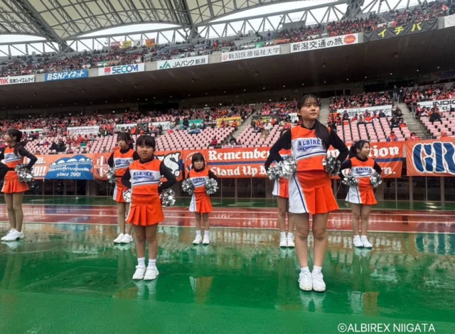 .
.
.
2026.10.25 (Sun)

アルビレックス新潟🦢🌾
VS
ベガルタ仙台🎋🌟

2-1
VICTORY👑🔥

#アルビレックス #アルビ
#albirex #新潟
#アルビレックスチアリーダーズスクール